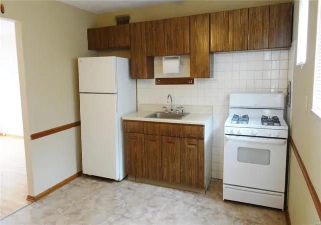 Photo 1 of Multi family home for sale at 208 Lark Ave, Saint Louis, MO 63125 | MLS# 24072098 | Listing updated on 2024-11-25
