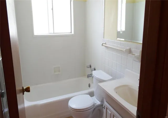 Photo 2 of Multi family home for sale at 208 Lark Ave, Saint Louis, MO 63125 | MLS# 24072098 | Listing updated on 2024-11-25