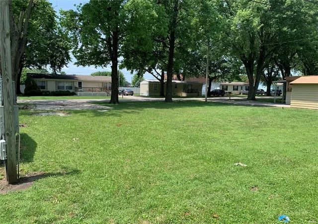 Homes for sale in O'fallon, IL | 114 & 116 Saint Ellen Dr, O'fallon, IL 62269 | MLS# 24072100