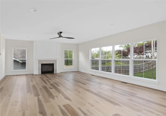 Photo 3 of Single family home for sale at 214 Midway Ave, Saint Louis, MO 63122 | MLS# 24072122 | Listing updated on 2024-12-04