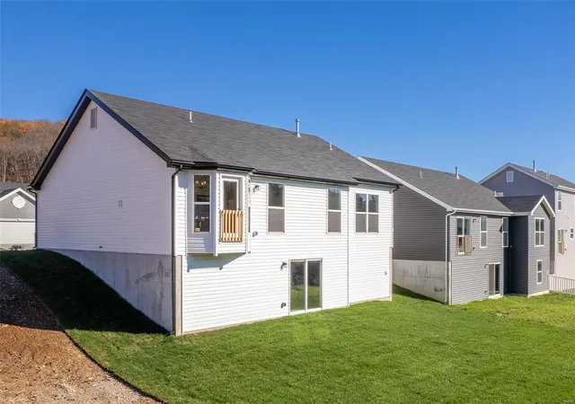 Photo 3 of Single family home for sale at 4965 Knotty Alder Dr, Imperial, MO 63052 | MLS# 24072223 | Listing updated on 2024-12-03