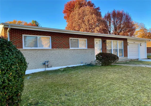 Photo 1 of Sale Pending at 9709 Glen Owen Dr, Saint Louis, MO 63136 | MLS# 24072270 | Listing updated on 2024-11-25