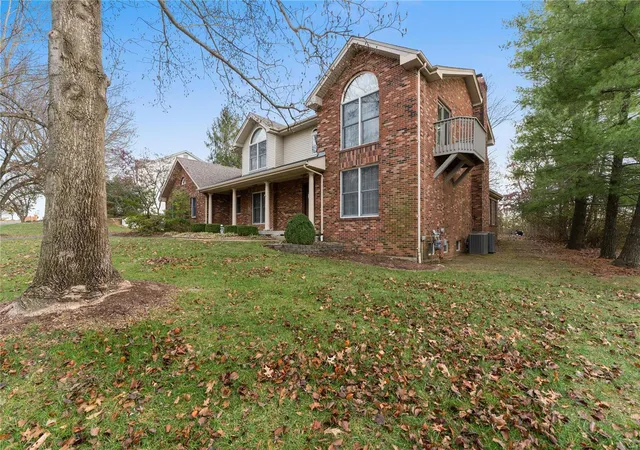 Photo 2 of Single family home for sale at 13512 Pine Wood Trl, Saint Louis, MO 63128 | MLS# 24072357 | Listing updated on 2024-12-11