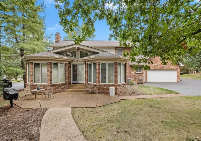 Photo 3 of Single family home for sale at 13512 Pine Wood Trl, Saint Louis, MO 63128 | MLS# 24072357 | Listing updated on 2024-12-11