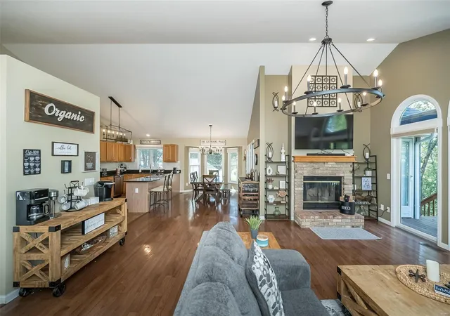 Photo 3 of Single family home for sale at 892 Silver Fox Ridge Dr, Wright City, MO 63390 | MLS# 24072366 | Listing updated on 2025-03-07