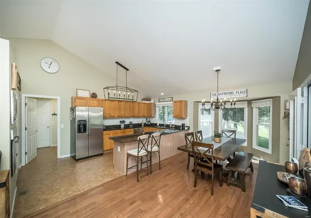 Photo 4 of Single family home for sale at 892 Silver Fox Ridge Dr, Wright City, MO 63390 | MLS# 24072366 | Listing updated on 2025-03-07