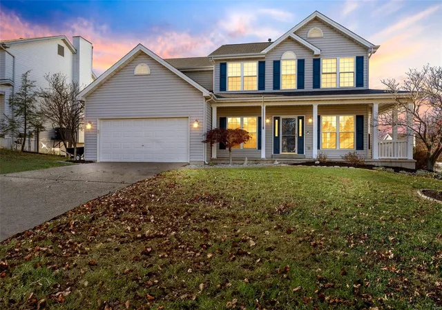 Photo 2 of Sale Pending at 11 Savannah Hill Dr, Saint Peters, MO 63376 | MLS# 24072444 | Listing updated on 2024-12-18