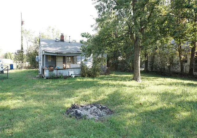 Photo 4 of Single family home for sale at 16613 Stoddard St, Essex, MO 63846 | MLS# 24072463 | Listing updated on 2025-03-02
