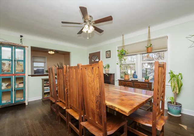 Photo 2 of Single family home for sale at 611 Washington St, Saint Charles, MO 63301 | MLS# 24072591 | Listing updated on 2024-12-10