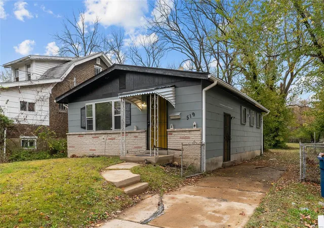 Photo 2 of Single family home for sale at 519 Graf Ave, Saint Louis, MO 63135 | MLS# 24072593 | Listing updated on 2025-02-28