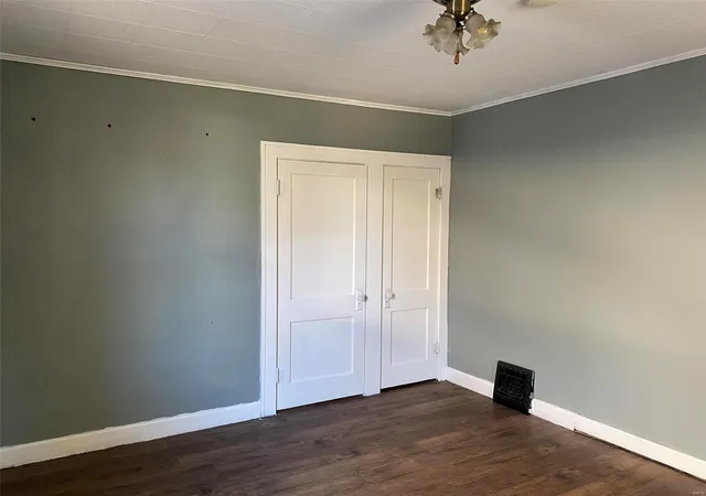 Photo 3 of Single family home for sale at 2620 Iowa St, Granite City, IL 62040 | MLS# 24072625 | Listing updated on 2024-11-25