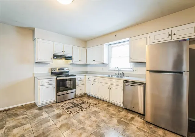 Photo 3 of Sale Pending at 2327 Fair Acres Rd, Saint Louis, MO 63136 | MLS# 24072735 | Listing updated on 2025-03-03