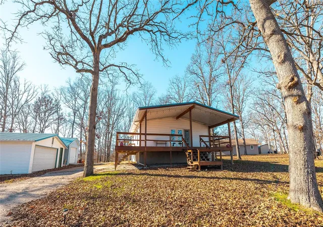 Photo 2 of Single family home for sale at 777 Squaw, Cuba, MO 65453 | MLS# 24072766 | Listing updated on 2025-03-02
