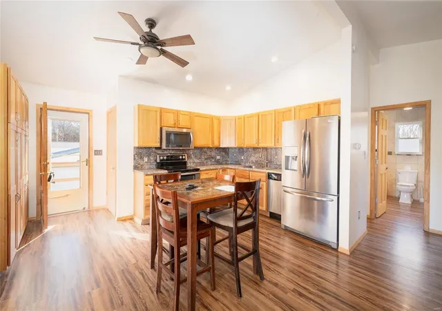 Photo 3 of Single family home for sale at 777 Squaw, Cuba, MO 65453 | MLS# 24072766 | Listing updated on 2025-03-02