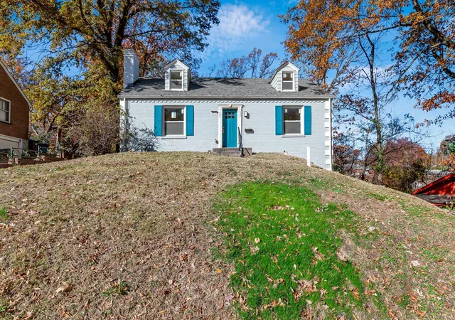 Photo 2 of Single family home for sale at 4327 Nelson Dr, Saint Louis, MO 63121 | MLS# 24072791 | Listing updated on 2025-02-27