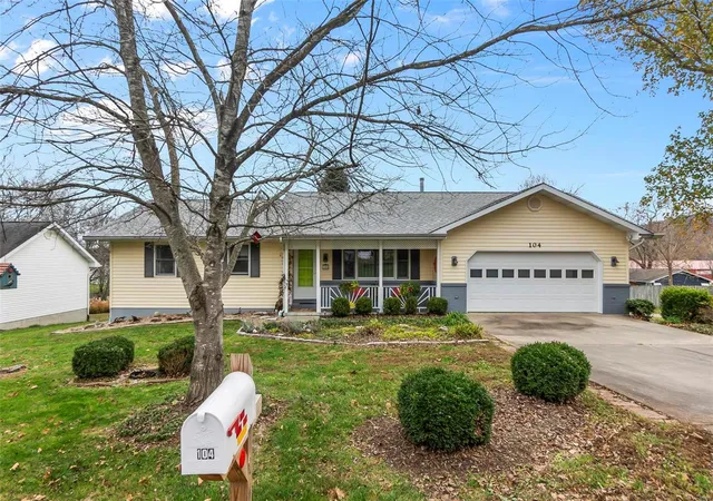 Photo 2 of Single family home for sale at 104 Crest St, Marble Hill, MO 63764 | MLS# 24072839 | Listing updated on 2024-11-26