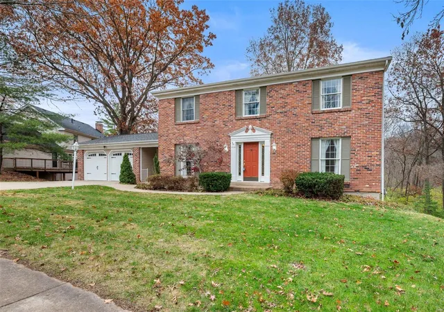 Photo 3 of Sale Pending at 2412 Camberwell Ct, Saint Louis, MO 63131 | MLS# 24072841 | Listing updated on 2024-12-03
