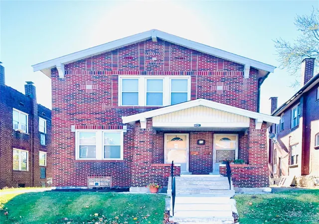 Photo 1 of Sale Pending at 4820 Farlin Ave, Saint Louis, MO 63115 | MLS# 24072979 | Listing updated on 2025-02-27