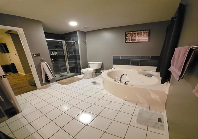 Photo 3 of Single family home for sale at 1179 Colby Ct, Saint Peters, MO 63376 | MLS# 24073127 | Listing updated on 2024-12-11