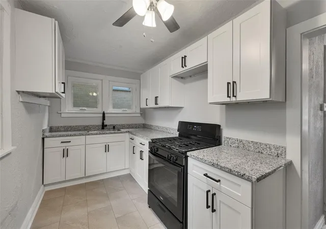 Photo 2 of Sale Pending at 7228 Page Ave, Saint Louis, MO 63133 | MLS# 24073245 | Listing updated on 2024-12-17