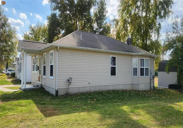 Photo 2 of Single family home for sale at 4555 Ashby Rd, Saint Ann, MO 63074 | MLS# 24073253 | Listing updated on 2024-12-16
