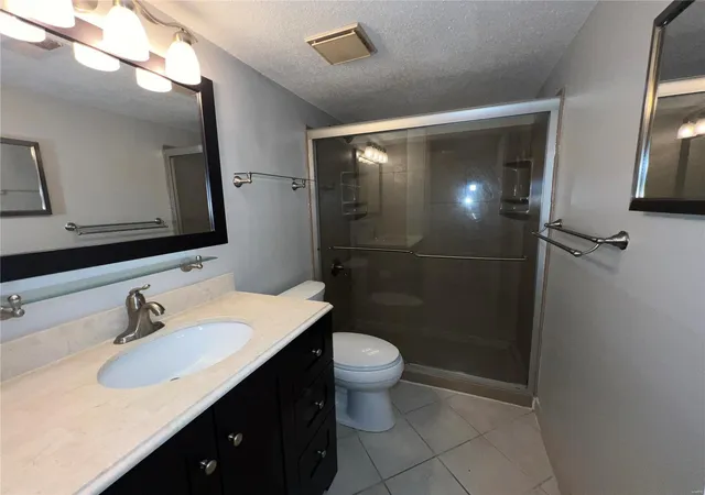 Photo 3 of Condo for sale at 9040 W Swan Cir, Saint Louis, MO 63144 | MLS# 24073266 | Listing updated on 2024-12-11