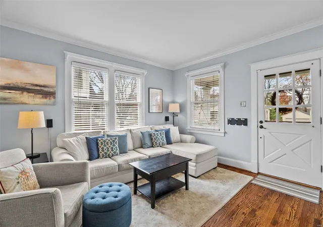 Photo 2 of Sale Pending at 8908 Lawn Ave, Saint Louis, MO 63144 | MLS# 24073270 | Listing updated on 2024-12-03