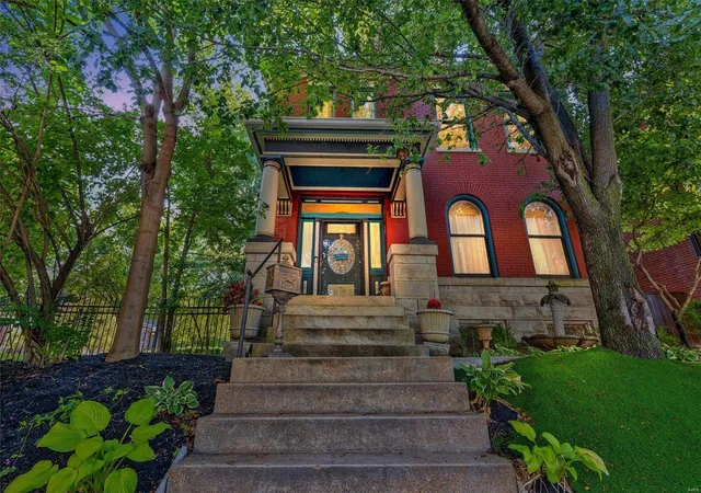 Photo 2 of Single family home for sale at 2116 S Grand Blvd, Saint Louis, MO 63104 | MLS# 24073384 | Listing updated on 2024-12-09