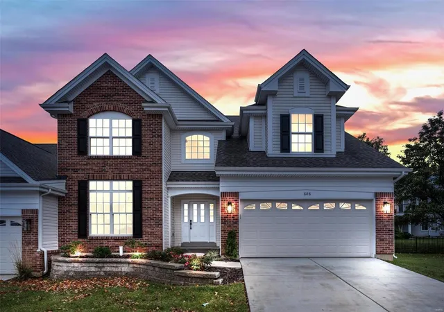 Photo 1 of Single family home for sale at 688 Blfs View Ct, Eureka, MO 63025 | MLS# 24073392 | Listing updated on 2025-03-09