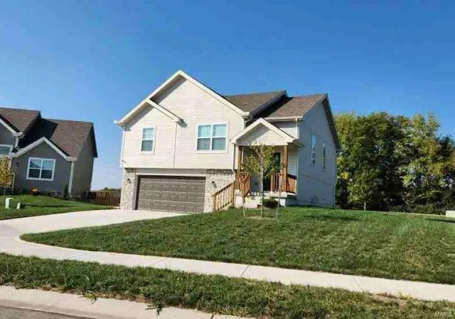 Photo 1 of Single family home for sale at 738 Connor St, Belton, MO 64012 | MLS# 24073495 | Listing updated on 2024-11-29