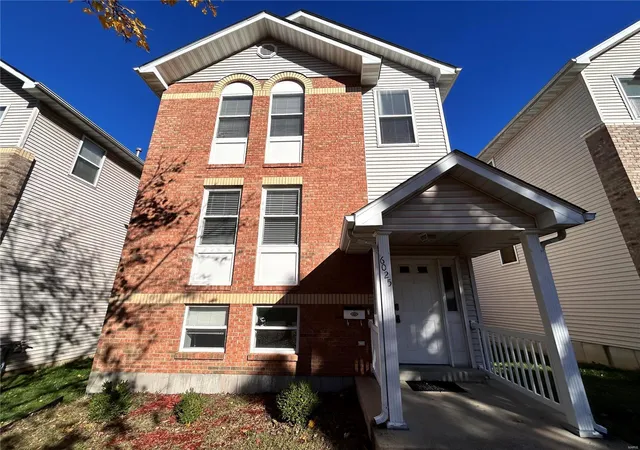 Photo 1 of Sale Pending at 6025 Horton Pl, Saint Louis, MO 63112 | MLS# 24073502 | Listing updated on 2024-12-03