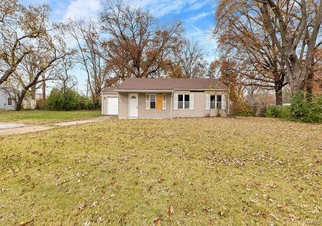 Photo 2 of Sale Pending at 1539 Trampe Ave, Saint Louis, MO 63138 | MLS# 24073526 | Listing updated on 2024-12-16