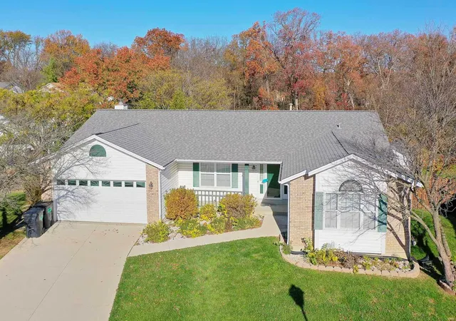 Photo 1 of Sale Pending at 4088 Bristol Bay Ct, Saint Charles, MO 63304 | MLS# 24073564 | Listing updated on 2024-12-18