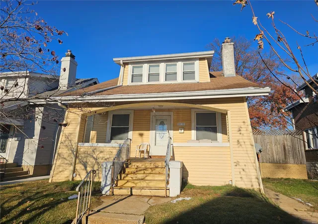 Photo 1 of Sale Pending at 5225 Robert Ave, Saint Louis, MO 63109 | MLS# 24073668 | Listing updated on 2024-12-16
