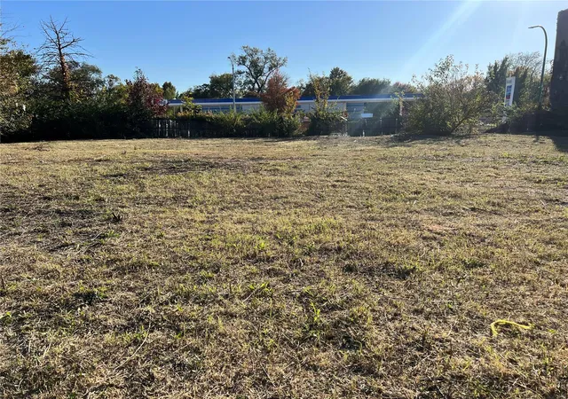 Photo 3 of Land for sale at 4501 W Dr Martin Luther King Dr, Saint Louis, MO 63113 | MLS# 24073691 | Listing updated on 2025-01-21