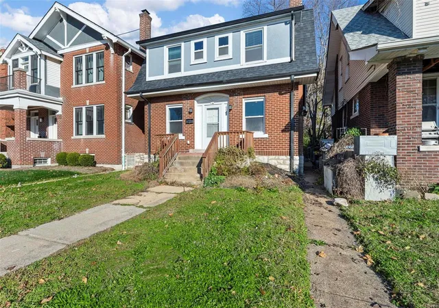 Photo 3 of Single family home for sale at 6027 Enright Ave, Saint Louis, MO 63112 | MLS# 24073754 | Listing updated on 2024-12-01