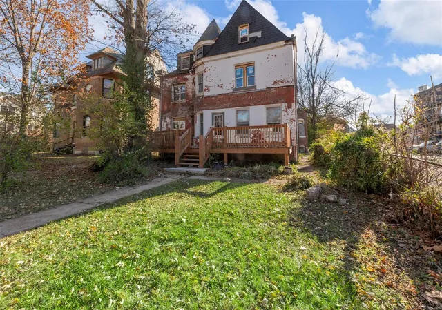 Photo 1 of Single family home for sale at 5872 Cabanne Ave, Saint Louis, MO 63112 | MLS# 24073758 | Listing updated on 2025-03-03
