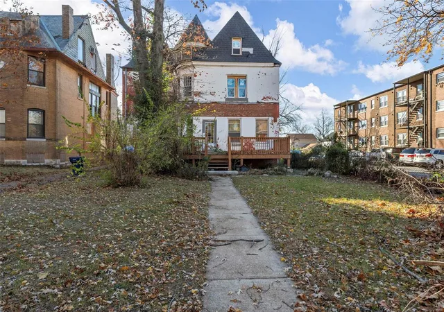 Photo 2 of Single family home for sale at 5872 Cabanne Ave, Saint Louis, MO 63112 | MLS# 24073758 | Listing updated on 2025-03-03