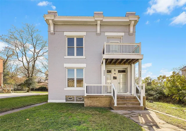 Photo 1 of Multi family home for sale at 5866 Etzel Ave, Saint Louis, MO 63112 | MLS# 24073808 | Listing updated on 2025-02-27