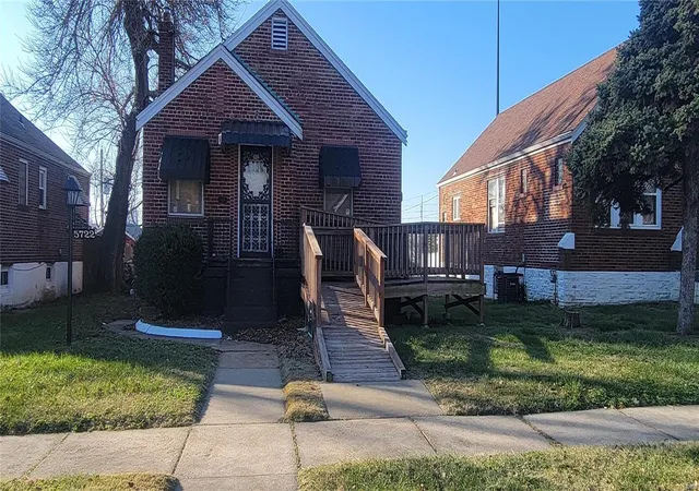 Photo 1 of Single family home for sale at 5722 Henner, Saint Louis, MO 63120 | MLS# 24073853 | Listing updated on 2024-12-11