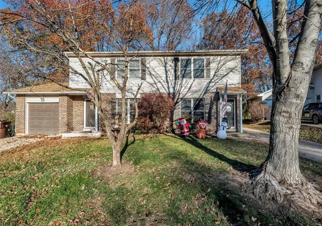 Photo 2 of Sale Pending at 13 Telluride Ct, Saint Peters, MO 63376 | MLS# 24073904 | Listing updated on 2024-12-16