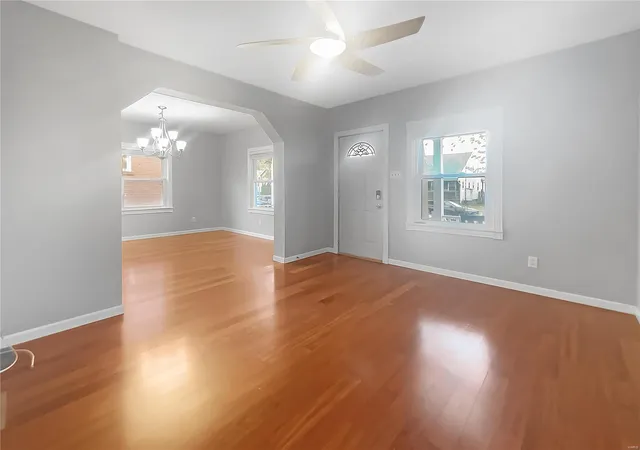 Photo 2 of Single family home for sale at 7017 Sutherland Ave, Saint Louis, MO 63109 | MLS# 24073932 | Listing updated on 2025-03-18