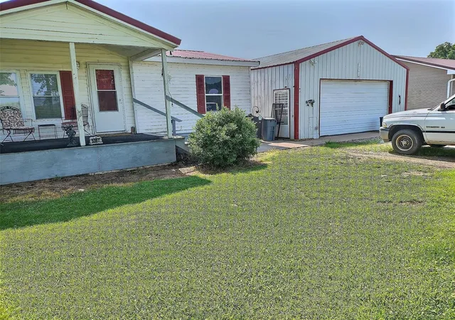 Photo 2 of Single family home for sale at 5307 County Rd 244, Chaffee, MO 63740 | MLS# 24074003 | Listing updated on 2024-12-03