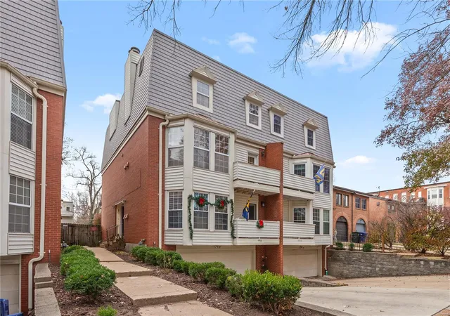 Photo 1 of Townhouse for sale at 4466 Mcpherson Ave #4C, Saint Louis, MO 63108 | MLS# 24074039 | Listing updated on 2025-03-19