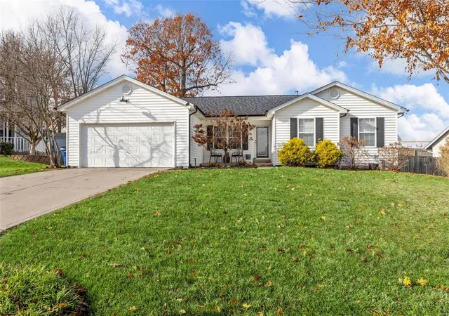 Photo 1 of Single family home for sale at 75 S Langfield Ct, Saint Charles, MO 63304 | MLS# 24074135 | Listing updated on 2024-12-16