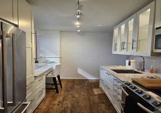 Homes for sale in Saint Louis, MO | 4466 W Pine Blvd #10F, Saint Louis, MO 63108 | MLS# 24074237