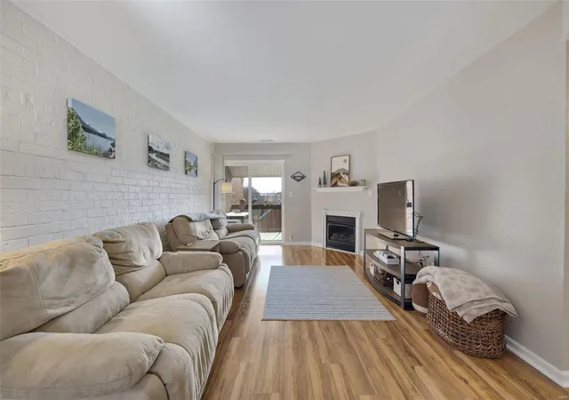 Photo 3 of Condo for sale at 1948 Greenglen Dr #302, Saint Louis, MO 63122 | MLS# 24074285 | Listing updated on 2025-03-13