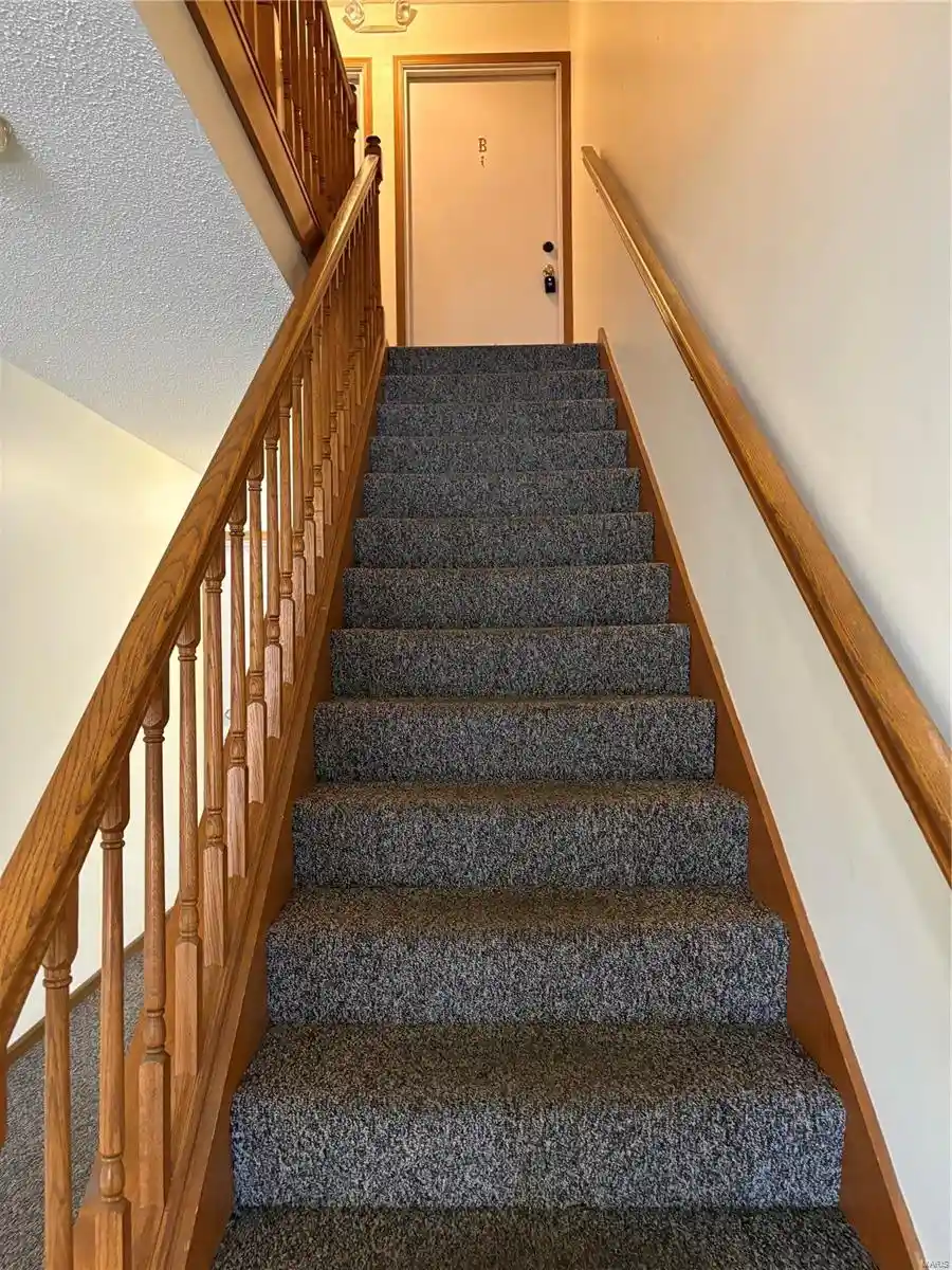 Listing Photo 2 - Condo for sale in 4315 Forder Pl located at 4315 Forder Pl, St Louis, MO 63129 - Unit 4315 Forder Pl