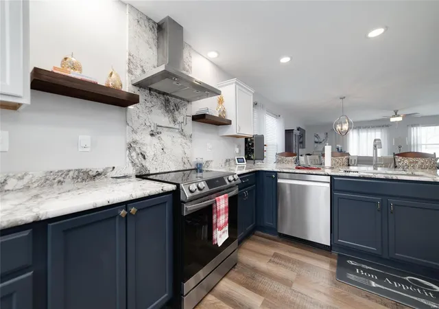 Photo 3 of Single family home for sale at 641 Falconcrest Dr, Lake Saint Louis, MO 63367 | MLS# 24074309 | Listing updated on 2024-12-10