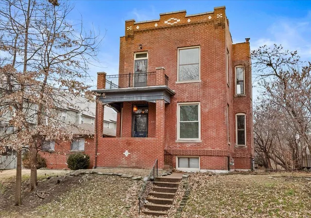 Photo 1 of Single family home for sale at 4361 Laclede Ave, Saint Louis, MO 63108 | MLS# 24074344 | Listing updated on 2025-02-27